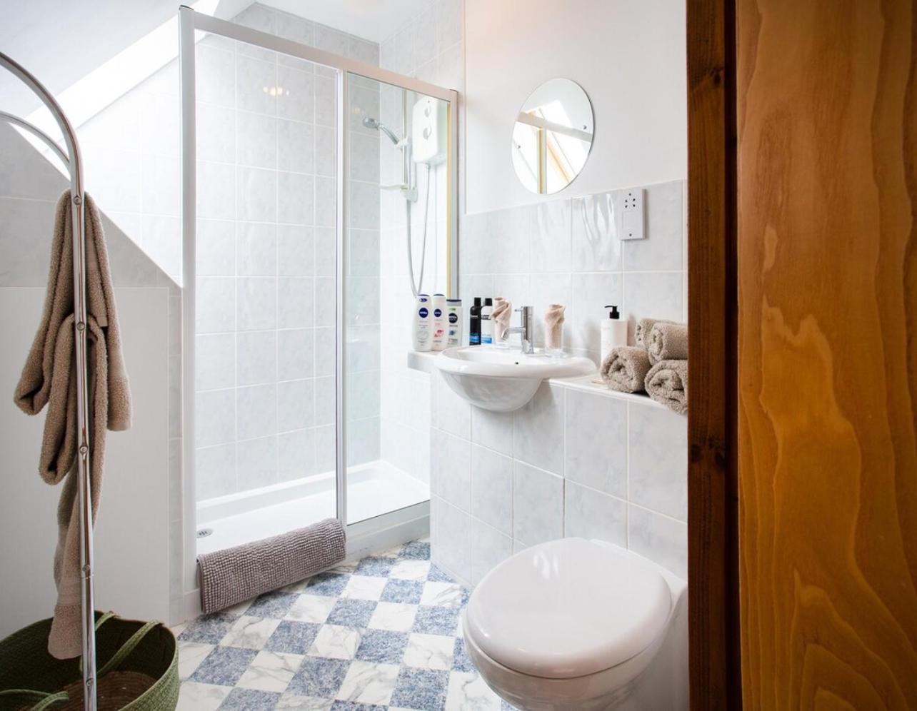 Beechwood Lodge Guesthouse ألنيس المظهر الخارجي الصورة