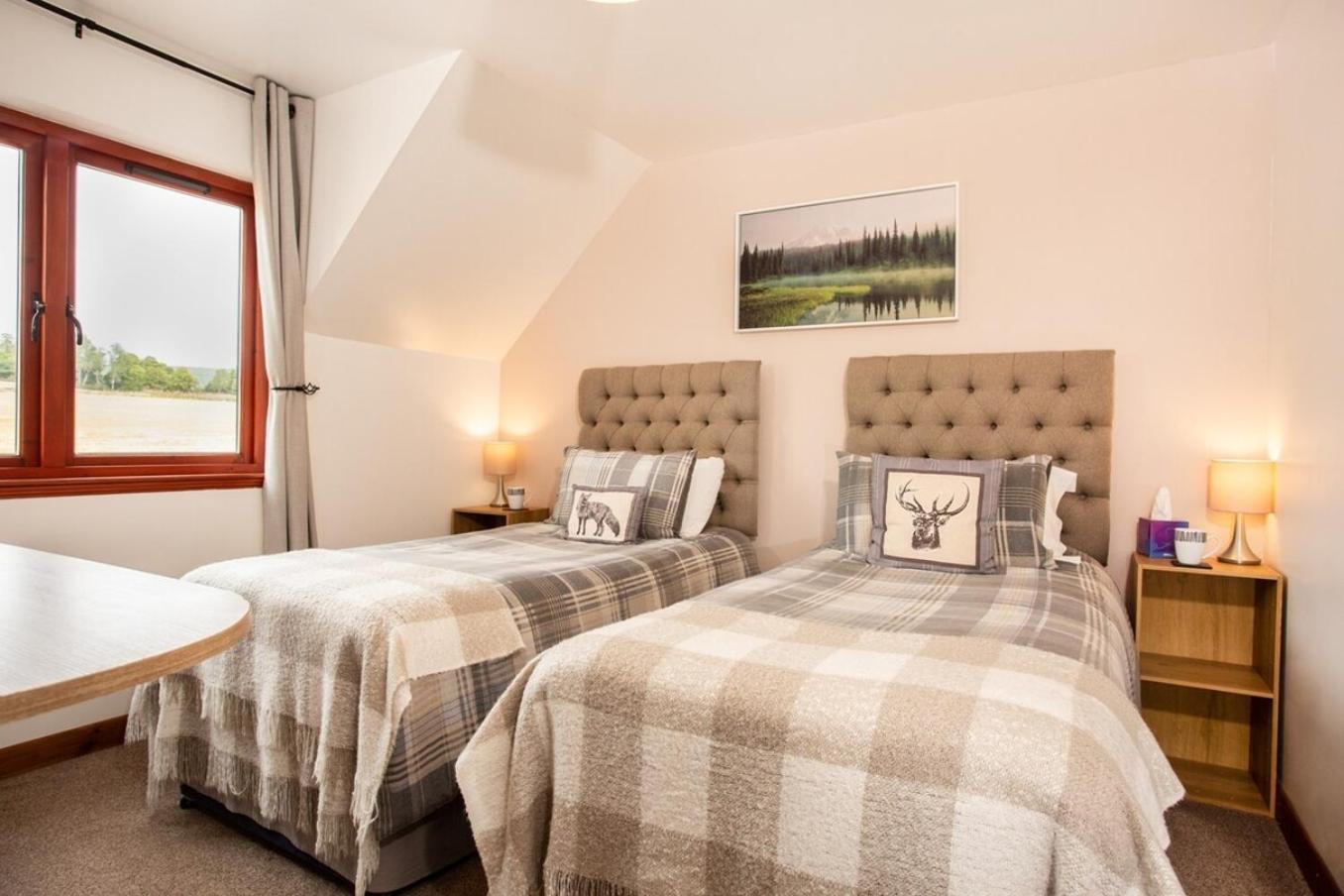 Beechwood Lodge Guesthouse ألنيس المظهر الخارجي الصورة